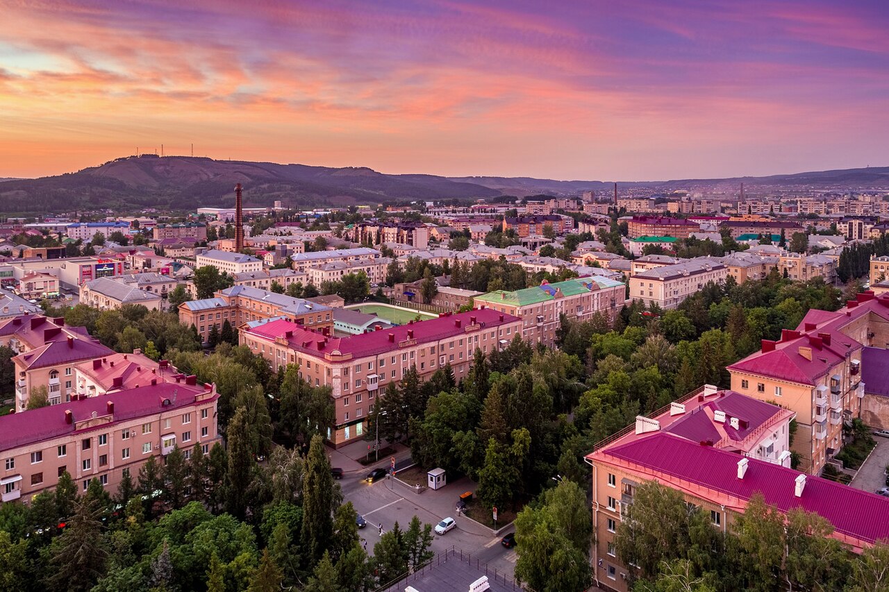 Октябрьский — фото города